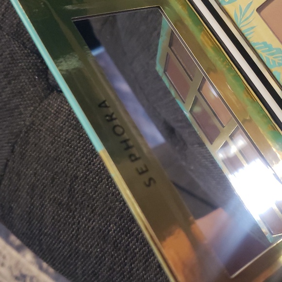 SEPHORA Animal Eyes Eyeshadow Palette - Picture 3 of 4